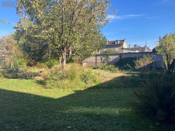 Terrain à Batir à vendre à Caudebec-lès-Elbeuf en Seine-Maritime (76320), ref : 76025-178