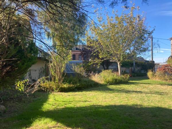 Terrain à Batir à vendre à Caudebec-lès-Elbeuf en Seine-Maritime (76320), ref : 76025-178