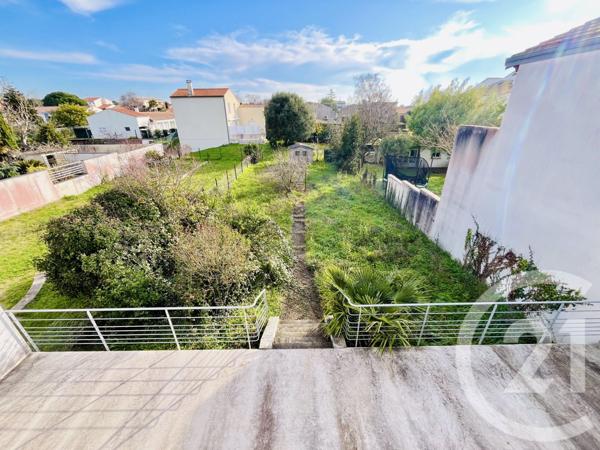 Maison à vendre  4 pièces - 99,40 m 2   FOURAS  - 17