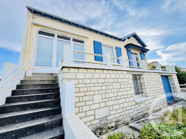 Maison à vendre  4 pièces - 99,40 m 2   FOURAS  - 17