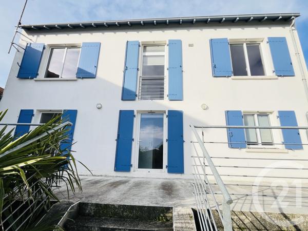 Maison à vendre  4 pièces - 99,40 m 2   FOURAS  - 17