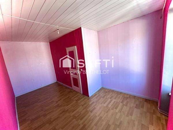 PROCHE DU CENTRE VILLE  MAISON 4 CHAMBRES !