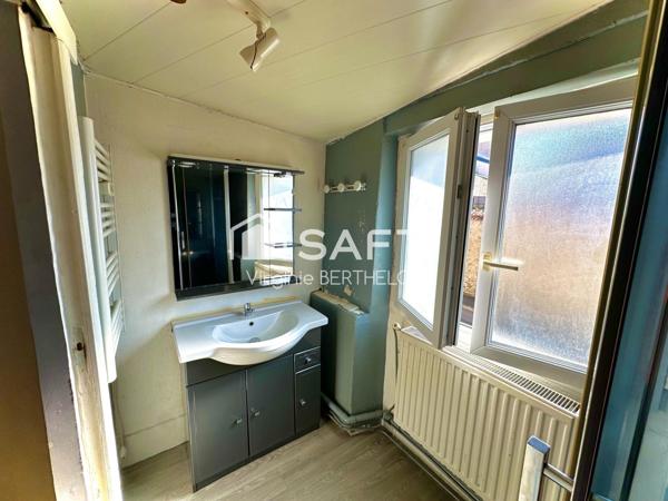 PROCHE DU CENTRE VILLE  MAISON 4 CHAMBRES !