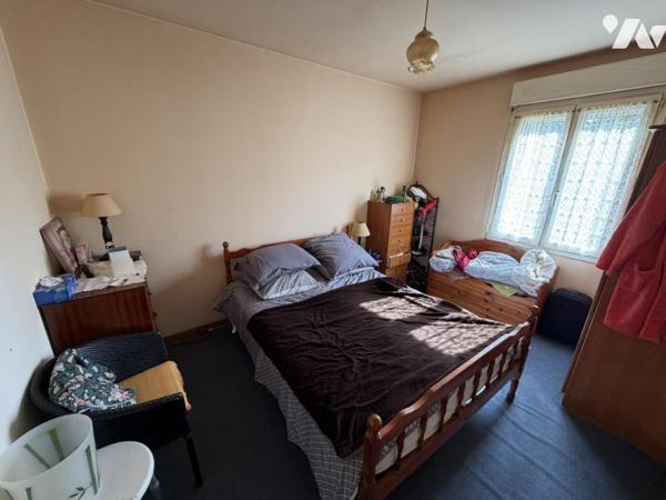 Ensemble de deux maisons de plain-pied proche centre bourg de Barneville