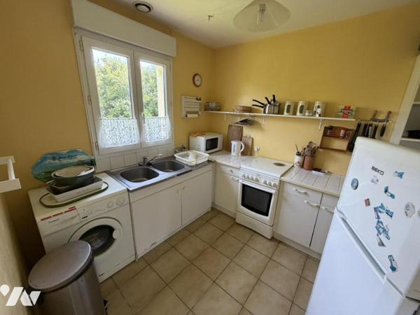 Ensemble de deux maisons de plain-pied proche centre bourg de Barneville