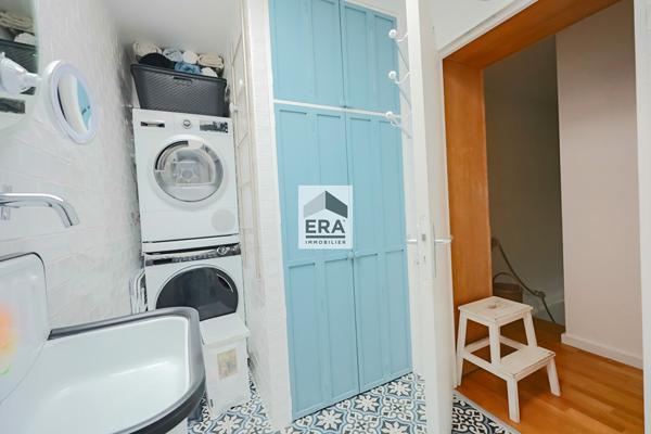 Appartement Paris 4 pièce(s) 109.87  m²