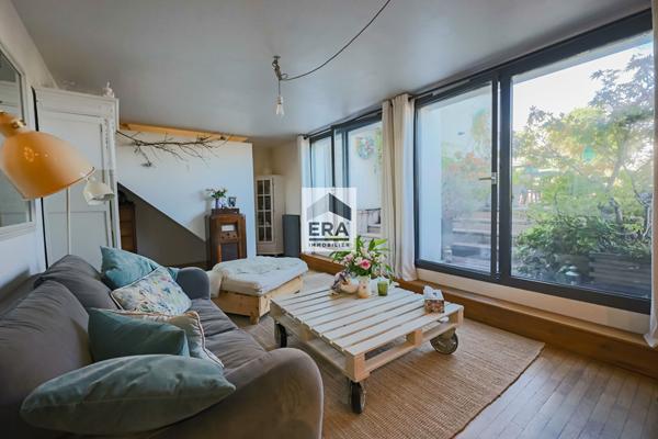 Appartement Paris 4 pièce(s) 109.87  m²