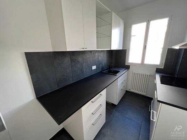 Appartement Rueil-Malmaison 3 pièce(s) 72 m2 Loyer 1 608 €/mois charges comprises **  - Référence  19972