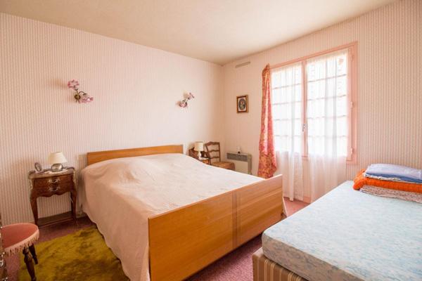 Maison plain pied avec grand terrain et jolie vue dégagée, Floirac, proche Martel