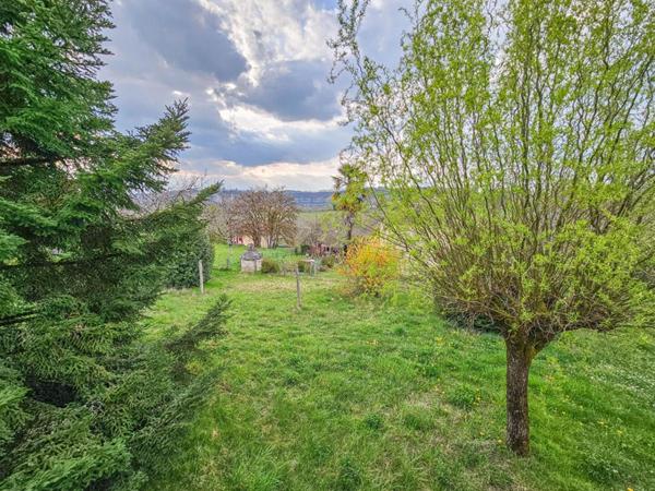 Maison plain pied avec grand terrain et jolie vue dégagée, Floirac, proche Martel
