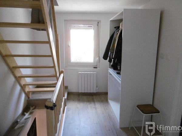 Maison 3 pièces de 62m2 avec une cour
