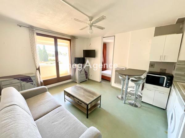 Appartement à SANARY-SUR-MER, 83110 - 2 pièces 27m²