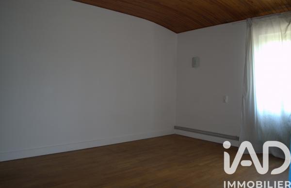 Location maison 4 pièces 95 m² Grand