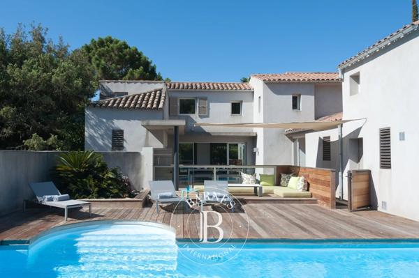 Lecci, Villa 6 Chambres -  318 m² à vendre