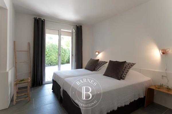 Lecci, Villa 6 Chambres -  318 m² à vendre