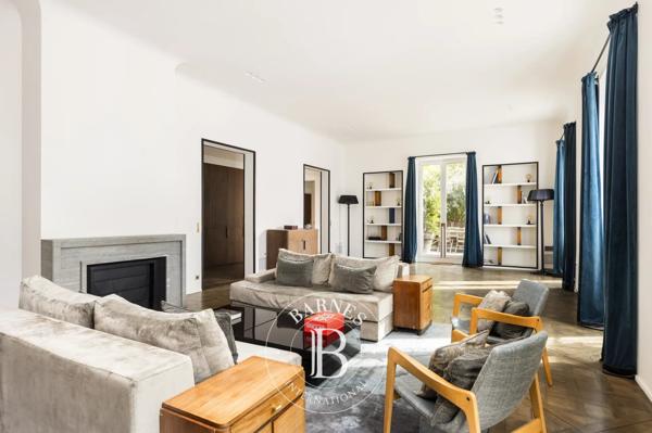 Neuilly-sur-Seine, Appartement 4 Chambres -  191 m² à vendre