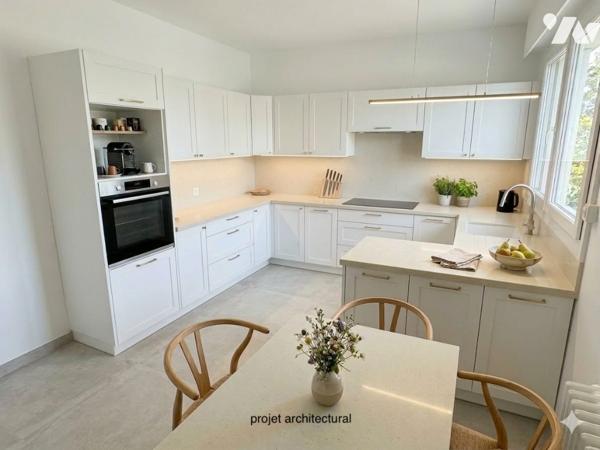 Maison 200 m² – 8 pièces – Terrain arboré +1000m² – Possibilité acticité libérale – Centre Tomblaine