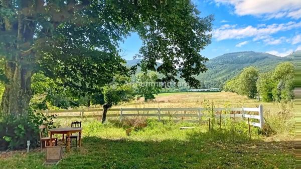 Vente                                                      Ferme
                        
                     6 pièces                      80 m2                     à Aiguefonde