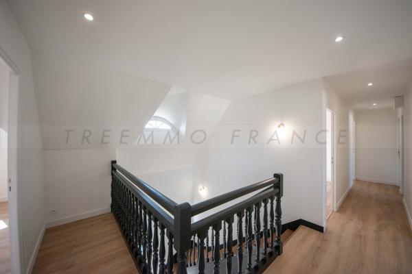 Maison 9 pièce(s) 7 chambre(s) 220 m²