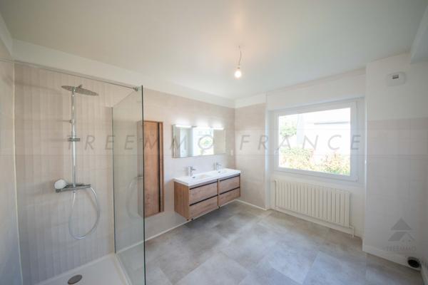 Maison 9 pièce(s) 7 chambre(s) 220 m²