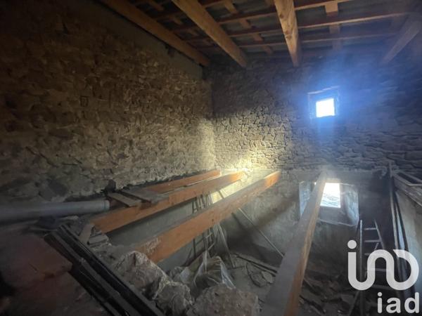 Maison rustique 8 pièces de 140 m² à Jaujac (07380)