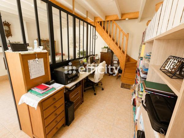 Maison
         5 pièces
        - 140 m² 189 500 € *