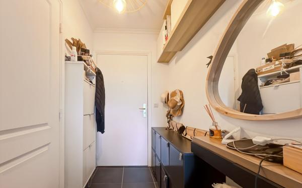 Appartement à vendre    2 pièces • 38,45 m2 Fréjus