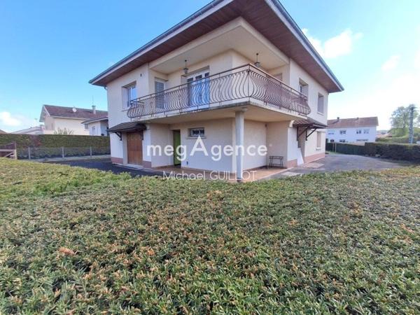 Maison à Péronnas, 01960 - 6 pièces 159m²