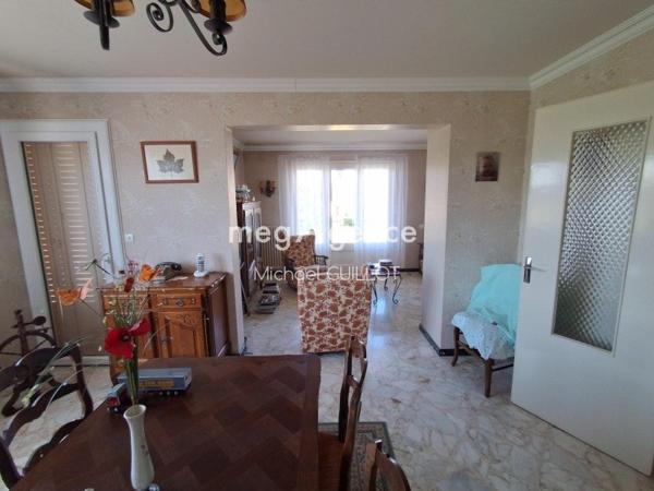 Maison à Péronnas, 01960 - 6 pièces 159m²