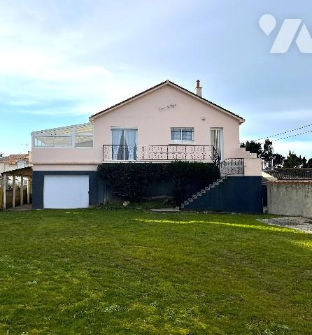 Maison à vendre face mer, situé à LA PLAINE SUR MER.