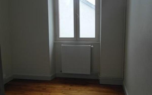 Appartement à louer    3 pièces • 61,28 m2 La Souterraine