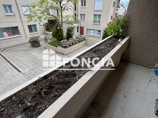 Location Appartement 3 pièces 69.63 m² - 3 RUE NESTOR GREHANT Laon 02000