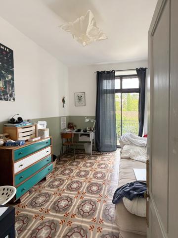 Nîmes (30000) Maison de ville avec jardin et bassin