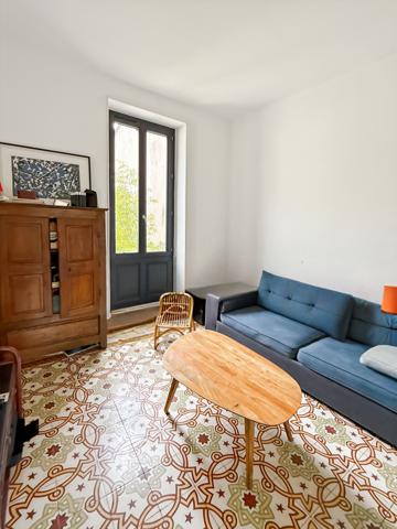 Nîmes (30000) Maison de ville avec jardin et bassin