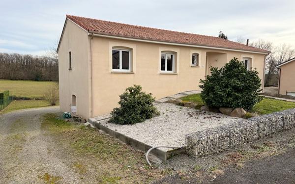 Maison à vendre    8 pièces • 153,88 m2 Rochechouart