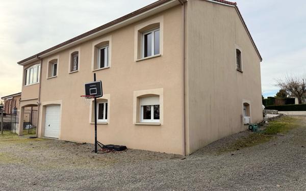 Maison à vendre    8 pièces • 153,88 m2 Rochechouart