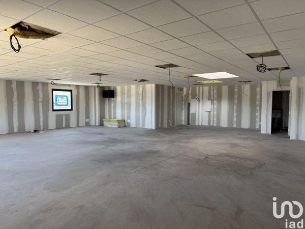 Location bureaux 155 m² Signes