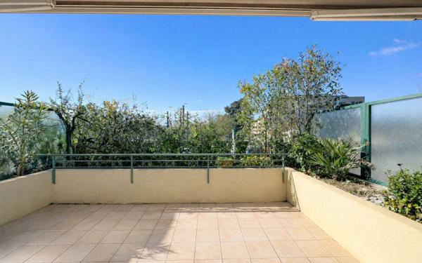 Appartement à vendre    3 pièces • 61,89 m2 Mouans-Sartoux