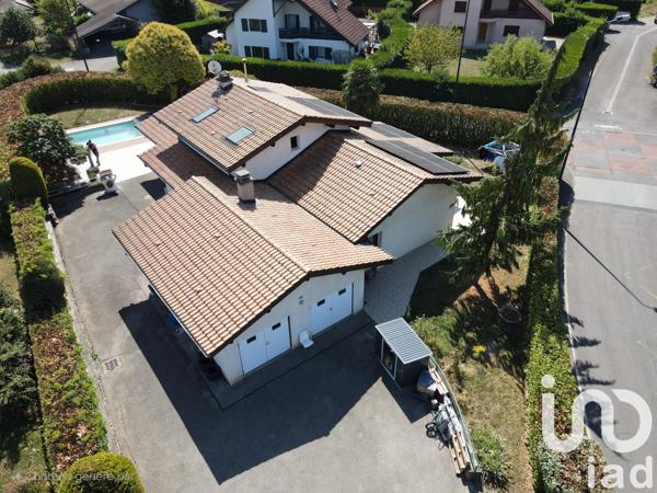 Maison à vendre 6 pièces 192 m² Douvaine