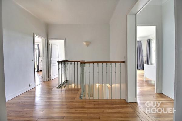 Location : DUPLEX 7 pièces de 210 m² à CHAVILLE en bordure de forêt