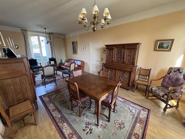 Maison 9 pièces - 203 m² Exclusivité efficity