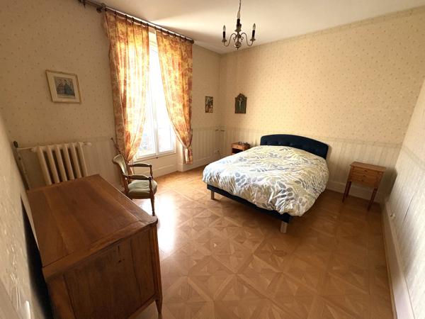 Maison 9 pièces - 203 m² Exclusivité efficity