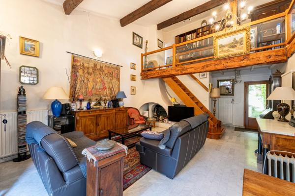 Marseille 8ème, Maison  218 m² à vendre
