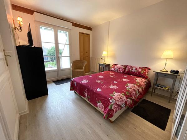 Maison individuelle 8 pièces 250 m² sur sous-sol total à Lésigny