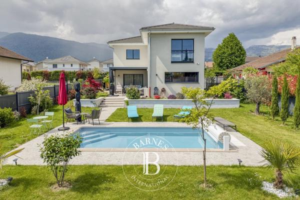 Cessy, Maison 5 Chambres -  172 m² à vendre