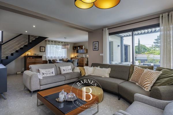 Cessy, Maison 5 Chambres -  172 m² à vendre