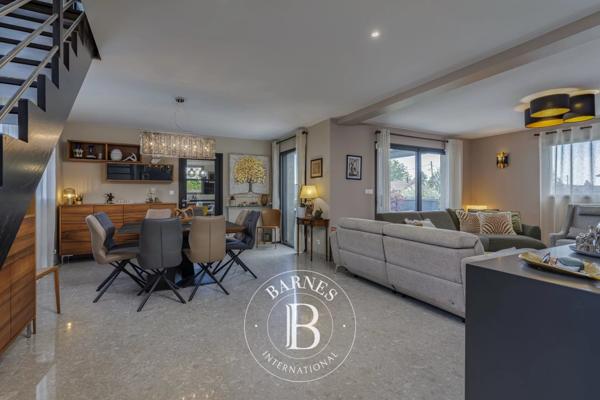 Cessy, Maison 5 Chambres -  172 m² à vendre