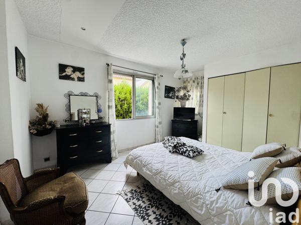 Maison à vendre 8 pièces 263 m² Décines-Charpieu