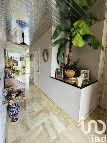 Maison à vendre 8 pièces 263 m² Décines-Charpieu