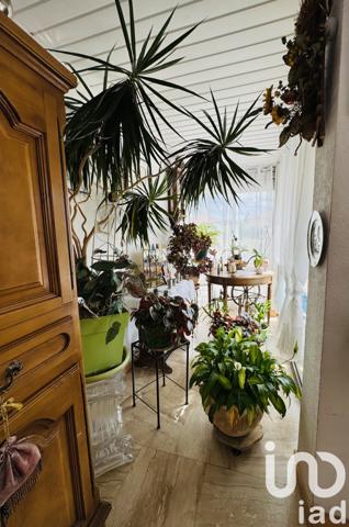 Maison à vendre 8 pièces 263 m² Décines-Charpieu